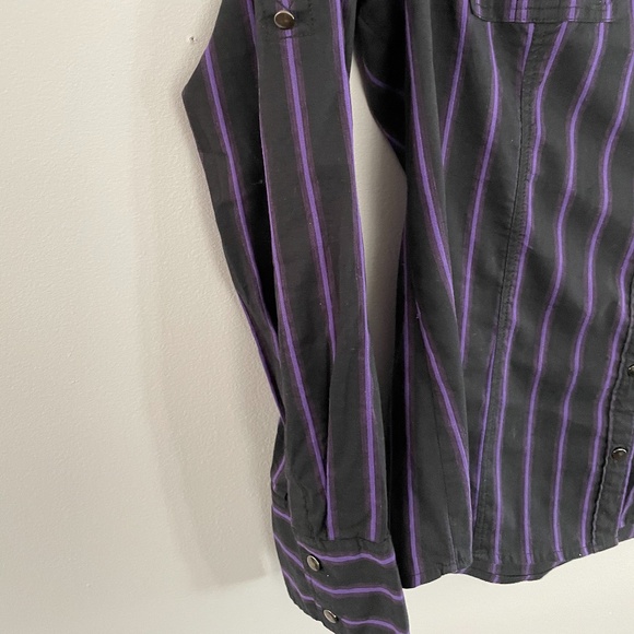 Pin stripe dress shirt - Picture 4 of 5